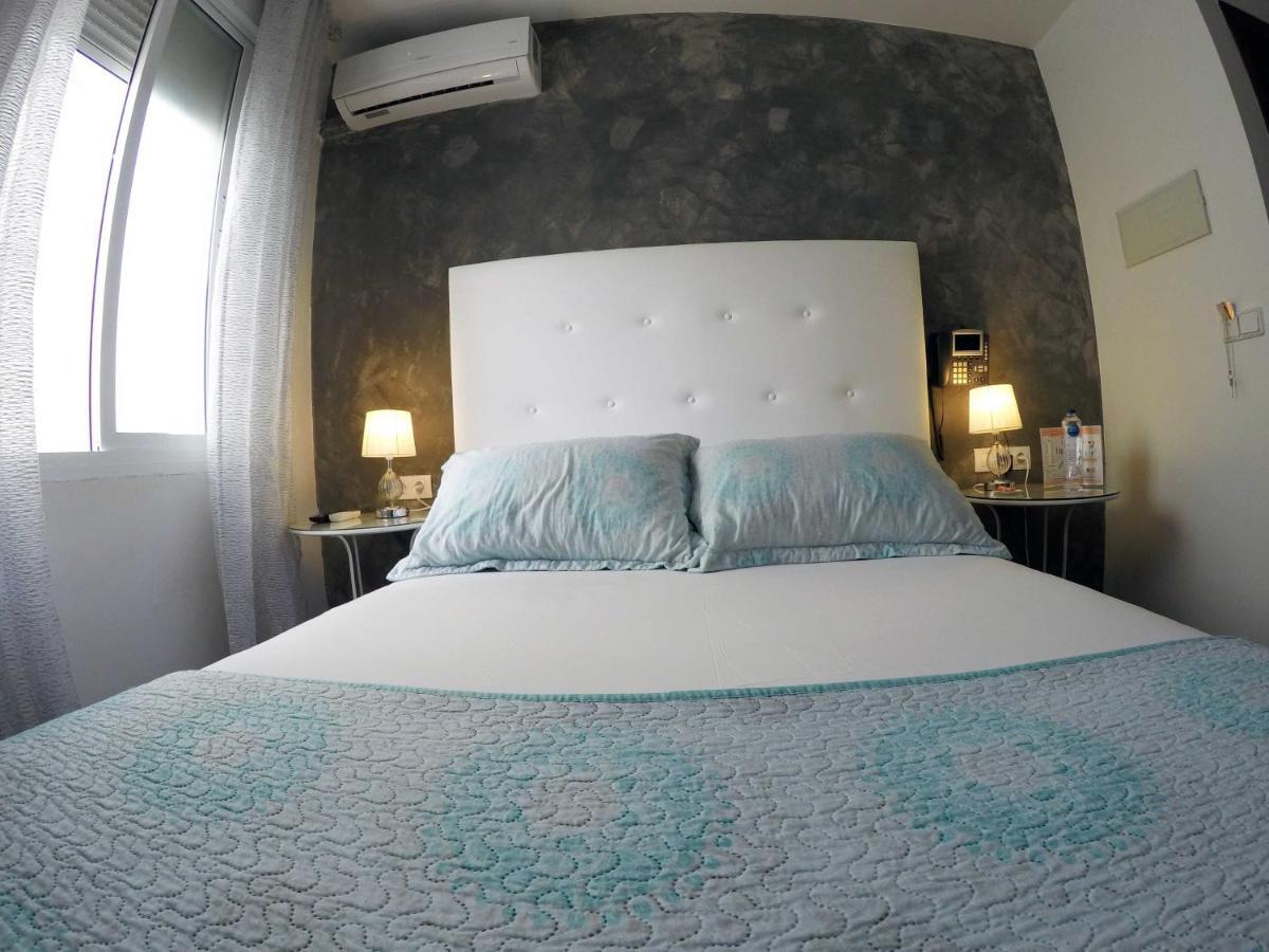Noches De Triana Hotel Seville Ngoại thất bức ảnh
